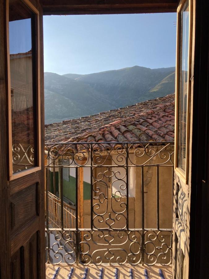 El Jazmin De La Fuente Casa Rural Guijo de Santa Bárbara Exteriör bild