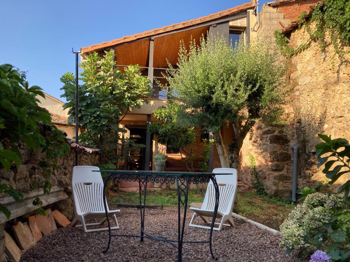 El Jazmin De La Fuente Casa Rural Guijo de Santa Bárbara Exteriör bild