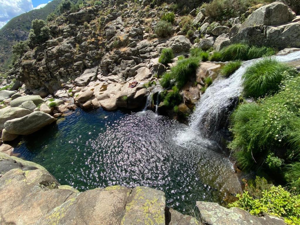 El Jazmin De La Fuente Casa Rural Guijo de Santa Bárbara Exteriör bild